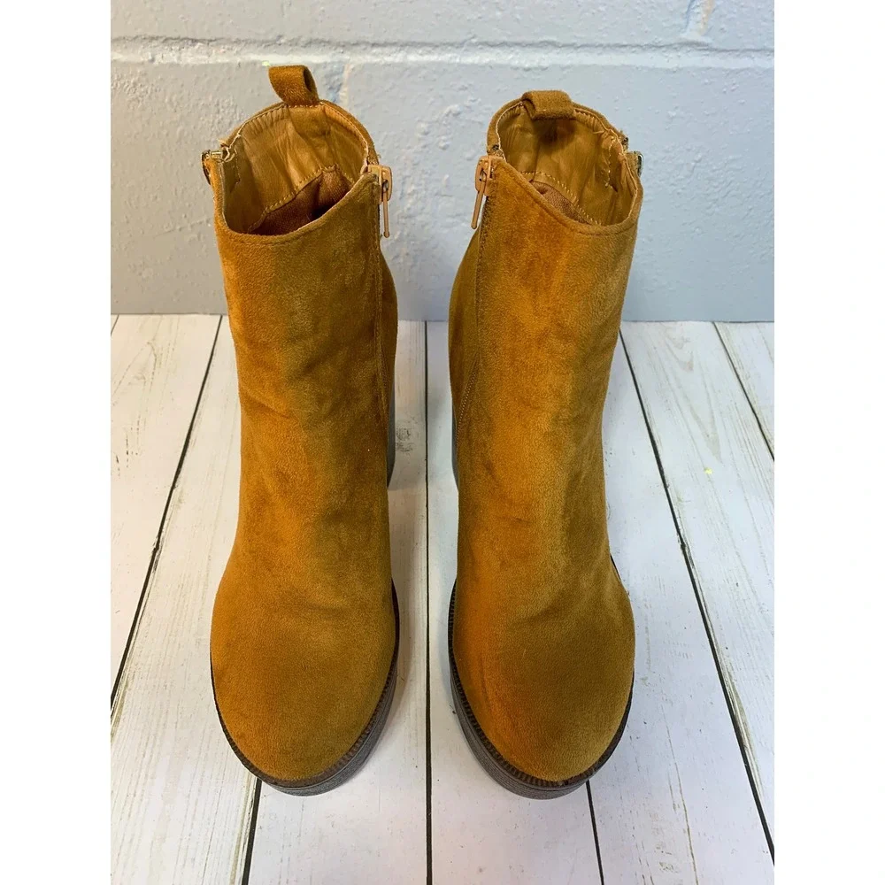 Women's Platform Chunky Heel Chelsea Ankle Boot Side Zip Faux Tan Suede Size 7
